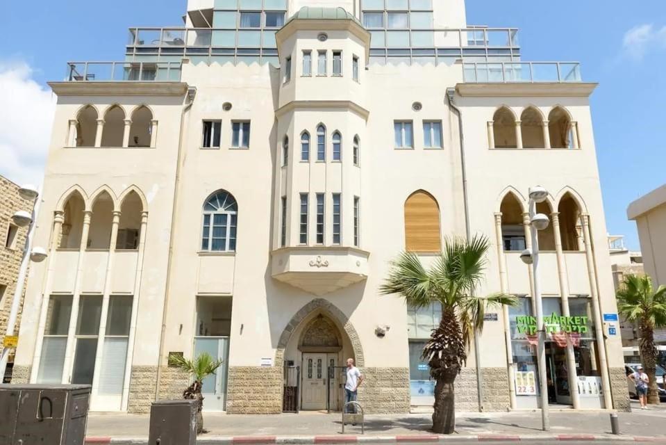 Ferienwohnung 4BR Beach area with Garden&Parknig Tel Aviv-Jaffa Exterior foto