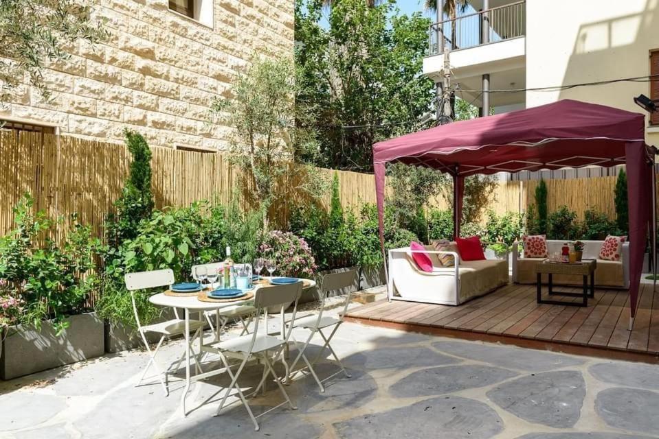 Ferienwohnung 4BR Beach area with Garden&Parknig Tel Aviv-Jaffa Exterior foto