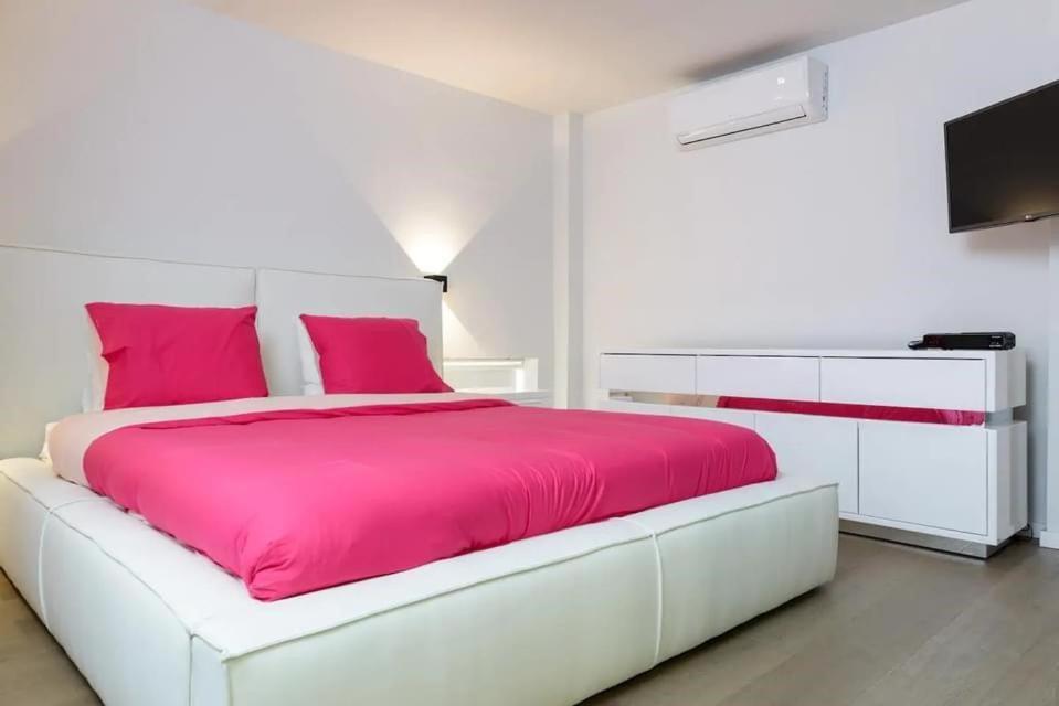 Ferienwohnung 4BR Beach area with Garden&Parknig Tel Aviv-Jaffa Exterior foto